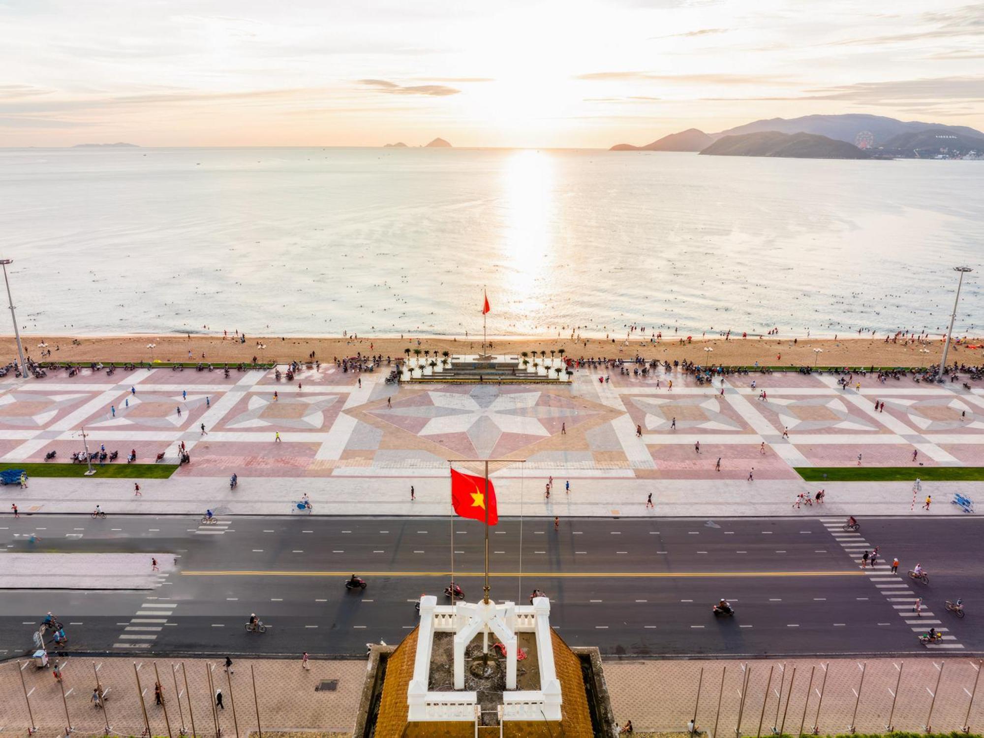 Jk.Boutique Oceanfront Panorama Residence На Транг Екстериор снимка