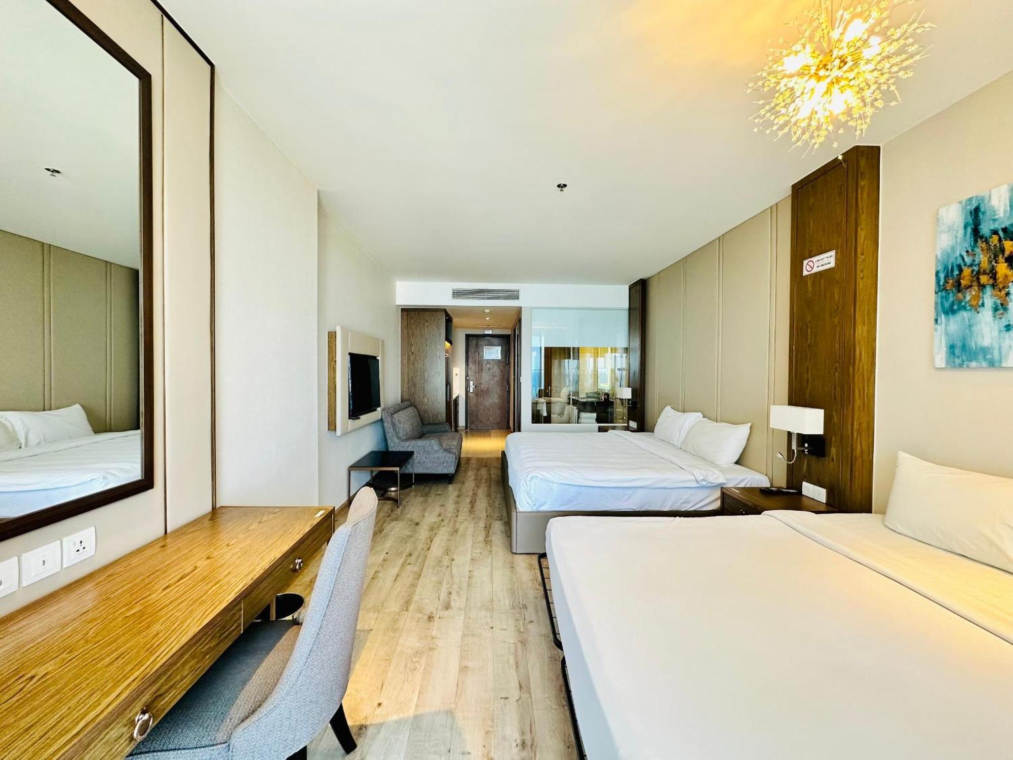 Jk.Boutique Oceanfront Panorama Residence На Транг Екстериор снимка