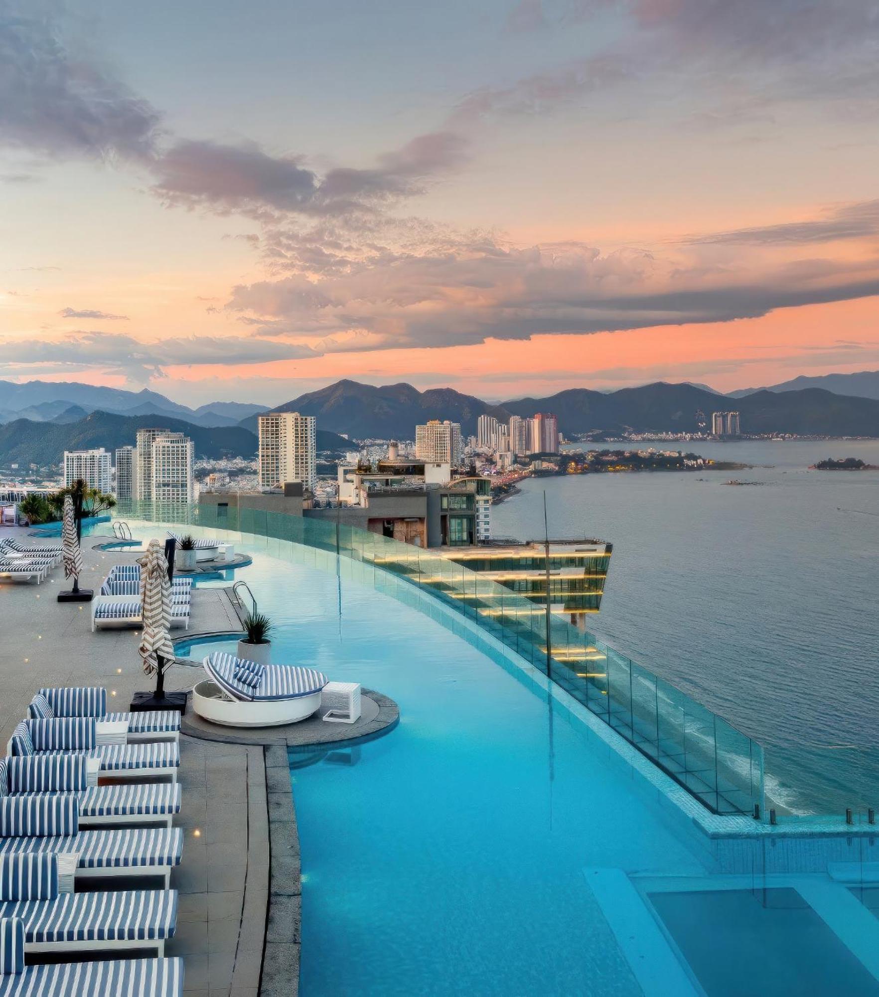 Jk.Boutique Oceanfront Panorama Residence На Транг Екстериор снимка